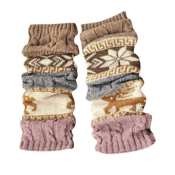 Cozy Knit Leg Warmers with Deer Pattern - Picture 2 of 2